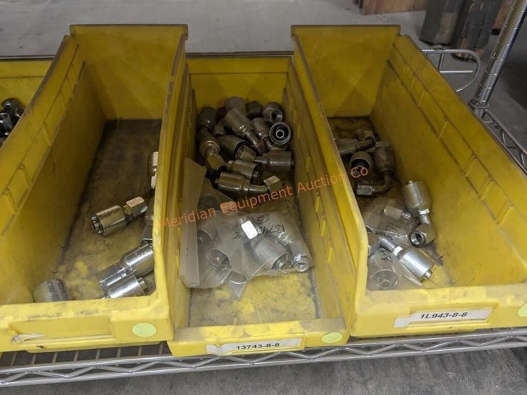 wire-rolling-rack-w/-asst-pipe/plumbing-fittings-image-22