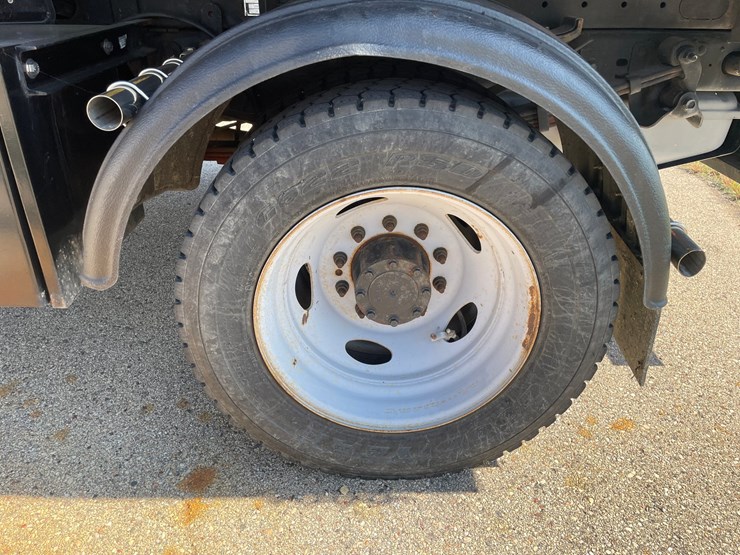 #1532-•-2016-ford-f-450-baby-dump-plow-truck-(has-wi-title)-image-14