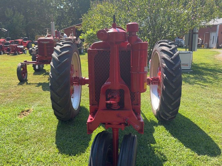 1936-farmall-f-12-image-2