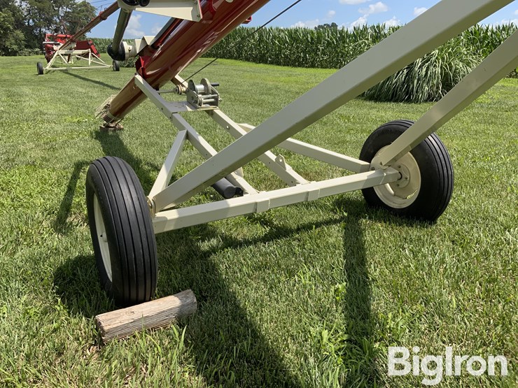 buhler-/-farm-king-c1031-pto-driven-auger-image-19