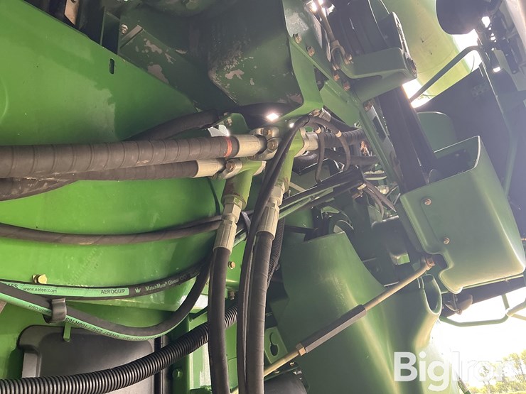 2010-john-deere-9670-sts-4wd-combine-image-13