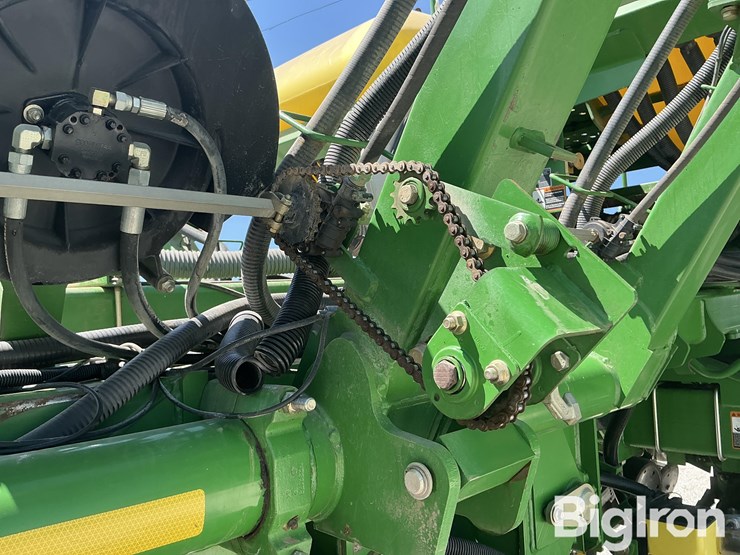 2003-john-deere-1790-ccs-12/23-planter-image-18
