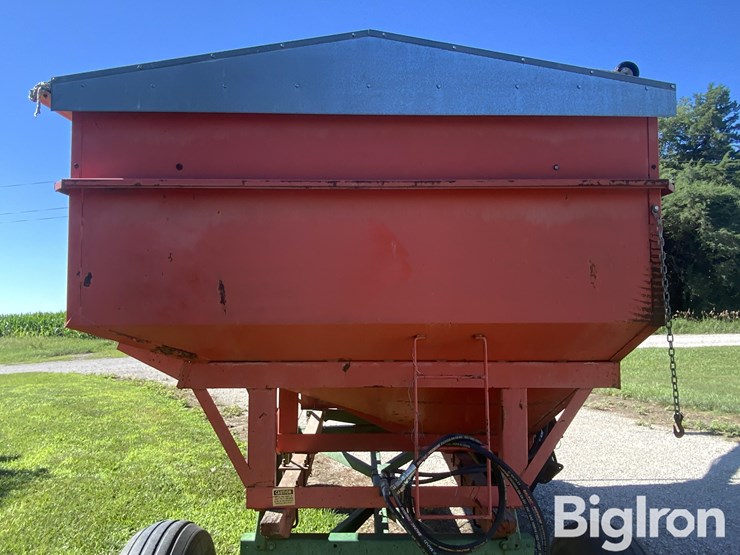 killbros-275-bu-seed-tender/gravity-wagon-w/hydraulic-auger-image-17
