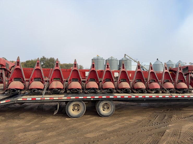 2013-case-ih-3412-image-6
