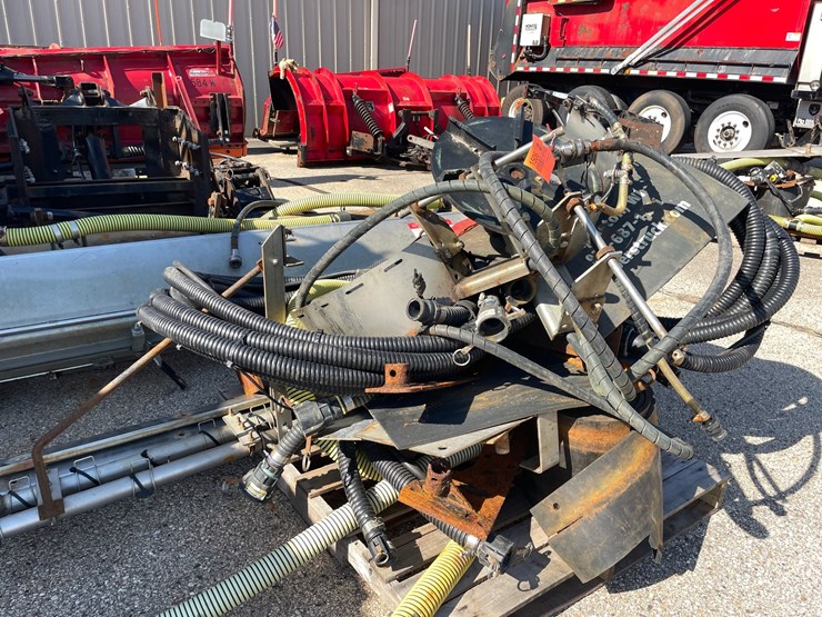 #1503-•-2018-international-7600-quad-axle-dump-truck-(has-wi-title)-with-accessories-image-66