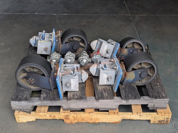 4--tandemloc-container-casters-w/-locks-image-8