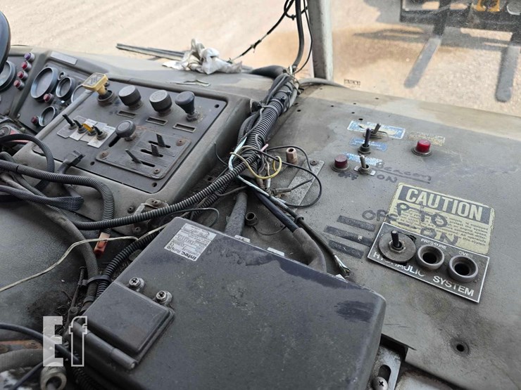 1995-volvo-wxll64-image-24