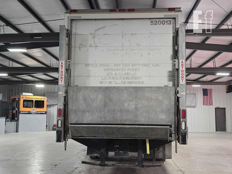 2020-kenworth-t270-image-8