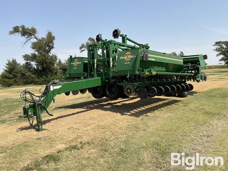2005-great-plains-3s-4000hd-4810-double-disc-drill-image-1