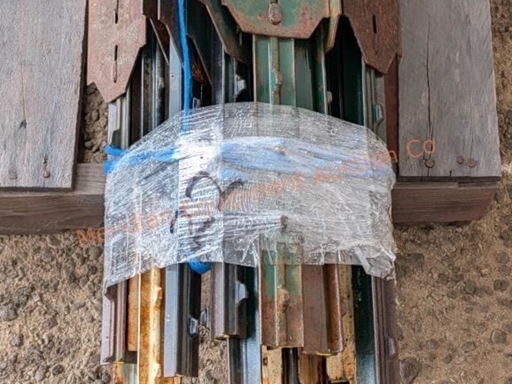~22--5'-steel-t-posts-image-6