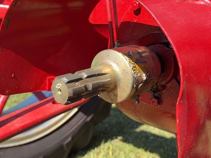 1942-farmall-m-image-25