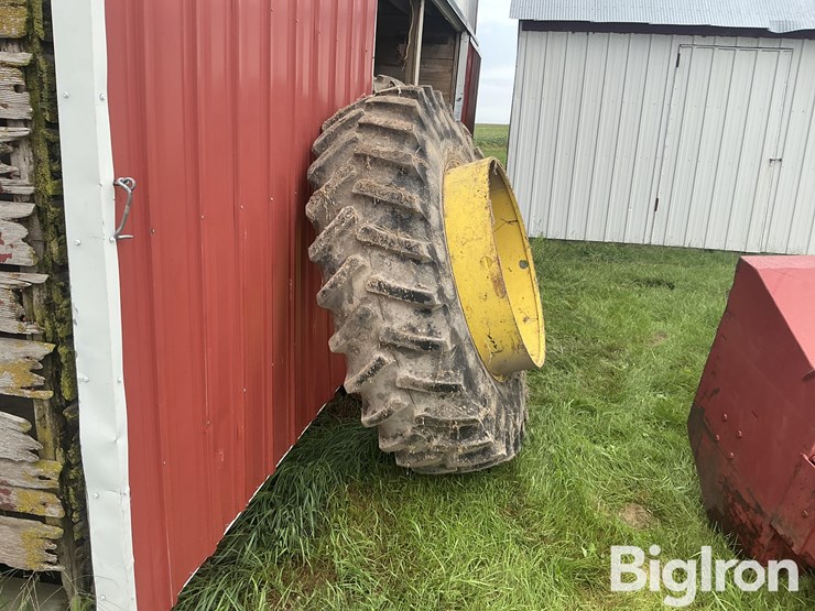 firestone-18.4-38-clamp-on-dual-wheels-&-tires-image-4