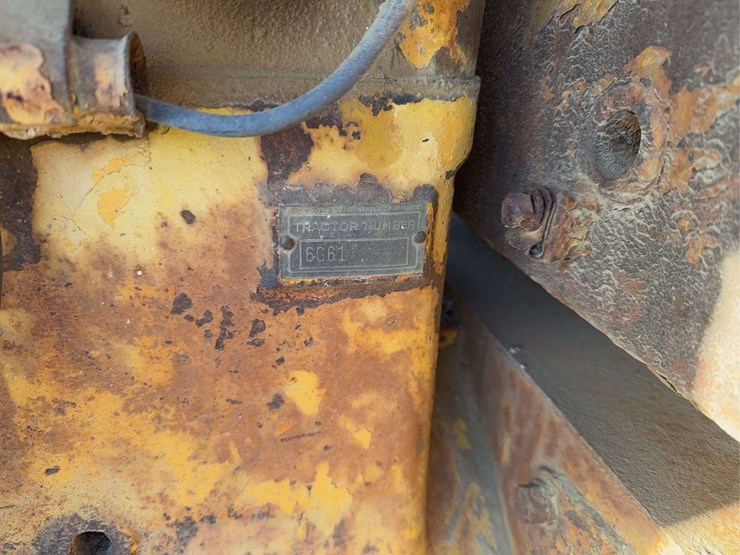 caterpillar-thirty-image-14
