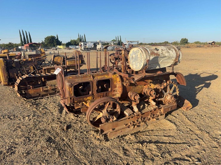 caterpillar-thirty-image-1