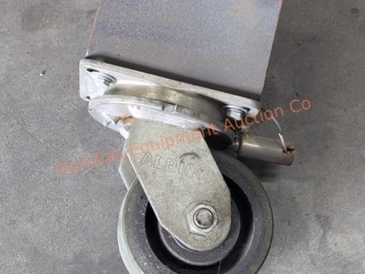6"-hd-albion-caster-wheels-w/-sb-container-locks-image-13