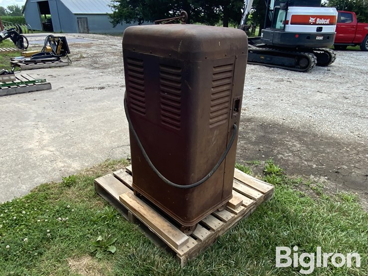 lincoln-fleet-arc-jr.-180-amp-welder-image-5