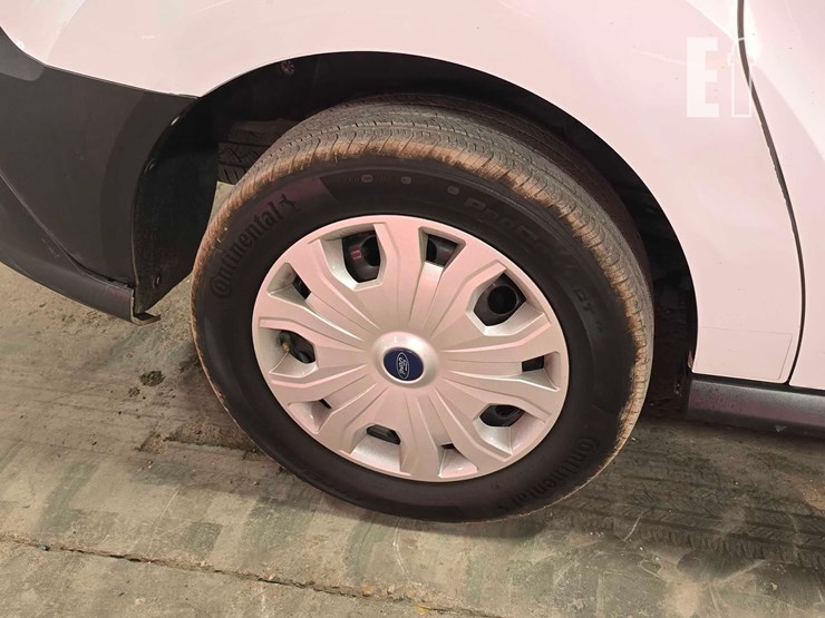 2022-ford-transit-connect-image-21