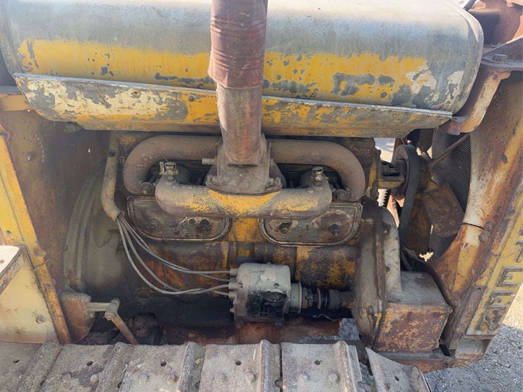 caterpillar-fifteen-image-20