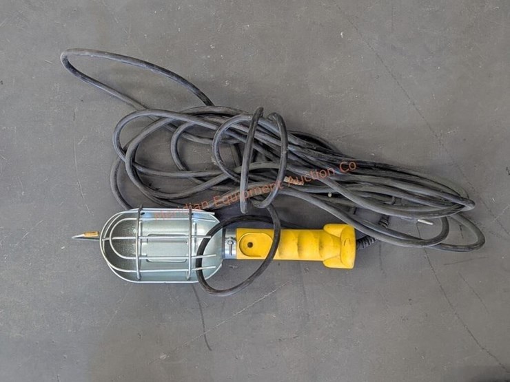 assorted-dewalt-&-milwaukee-drills-image-8