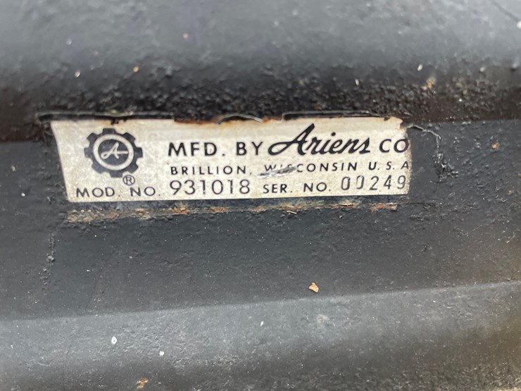 #1013-•-ariens-s-16h-hydrostatic-tractor-with-snowblower-image-32