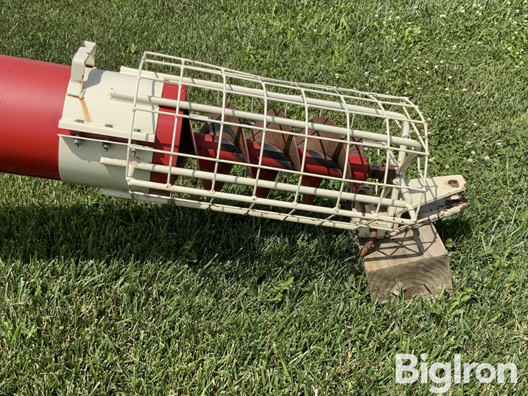 buhler-/-farm-king-c1031-pto-driven-auger-image-9