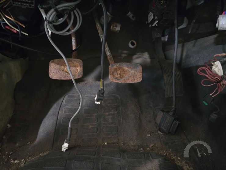 2009-ford-f550-sd-image-11