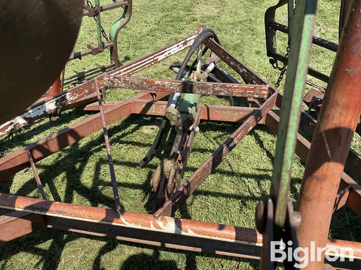noble-800-series-cart-w/-4-section-harrow-image-16