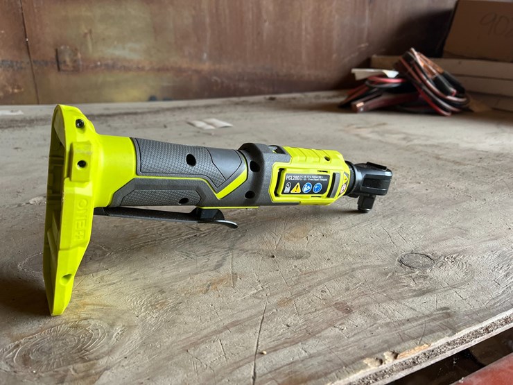 #3408-•-ryobi-1/4,3/8,1/2"-ratchet-image-3