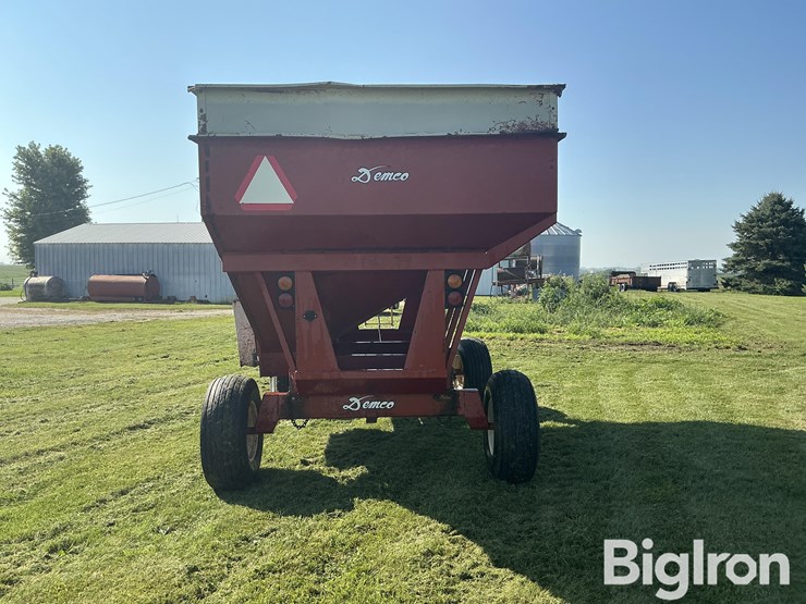demco-gravity-wagon-image-6