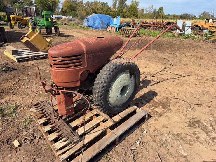 david-bradley-garden-tractor-image-2