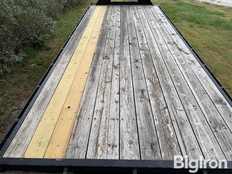 2013-pj-26'-low-pro-t/a-gooseneck-deckover-flatbed-trailer-image-18