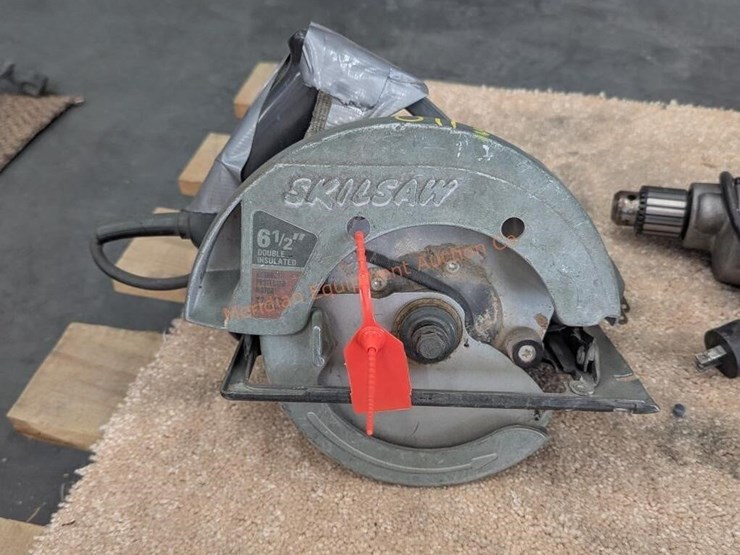 corded-power-tool-lot-image-2