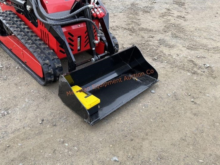 2026-sd-lanch-ssl60-mini-track-loader-image-6