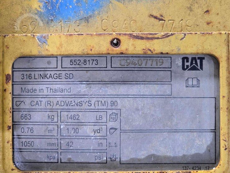 2021-caterpillar-42-inch-severe-duty-bucket-image-5