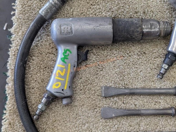 3--assorted-air-pneumatic-chisels-w/-accessories-image-9