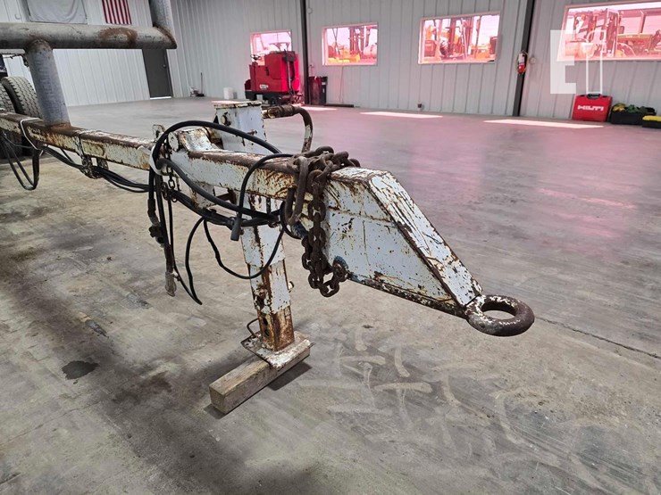 tandem-axle-pole-trailer-image-12