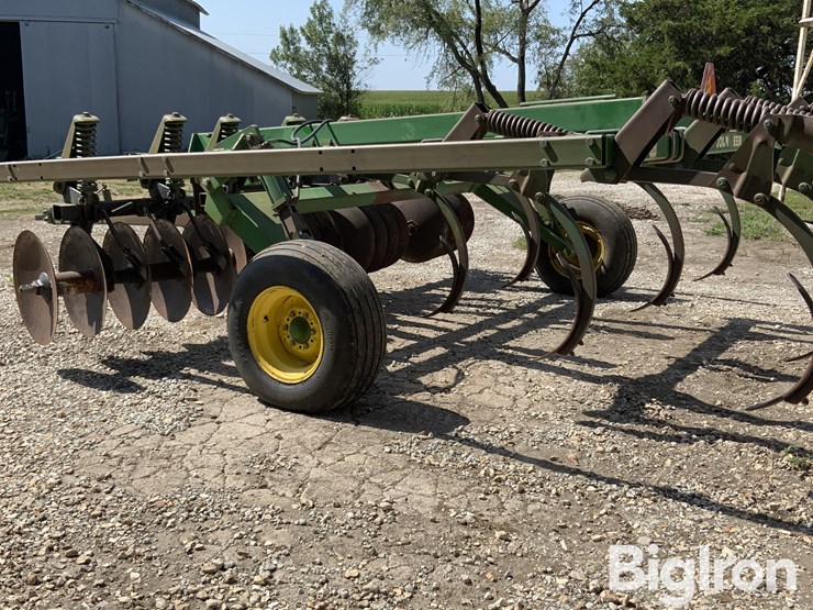 john-deere-712-pull-type-12'-disk-chisel-ripper-image-20