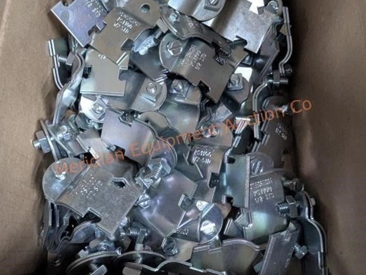 wire-rolling-rack-w/-assorted-electrical-parts-image-15