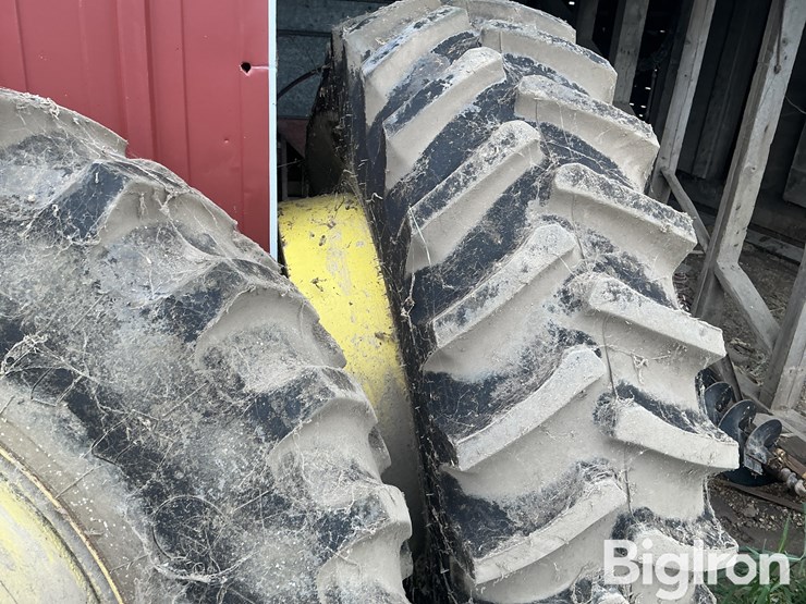 firestone-18.4-38-clamp-on-dual-wheels-&-tires-image-7
