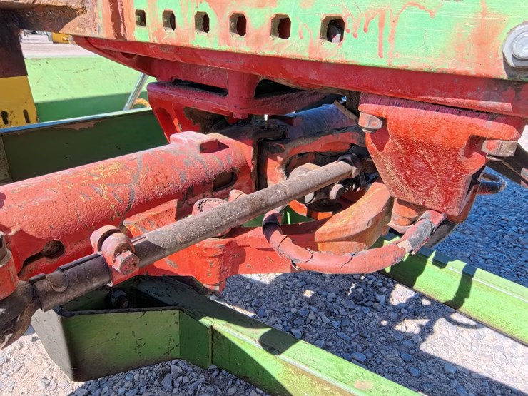 #1056-•-international-986-tractor-image-31
