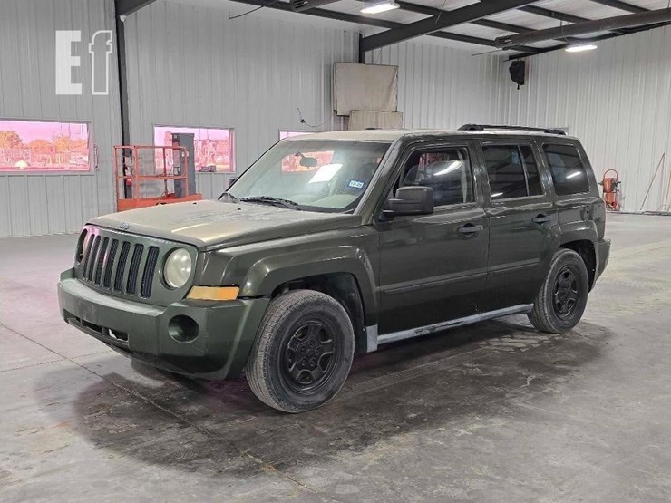 2009-jeep-patriot-sport-image-1