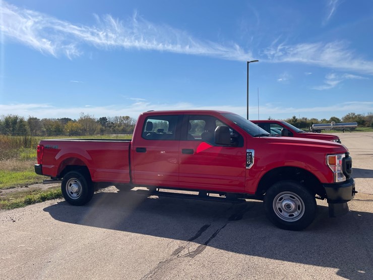 #1524-•-2021-ford-f-250-xl-pickup-truck-(has-wi-title)-image-24