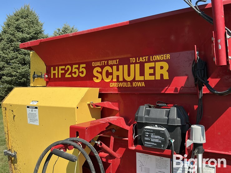 schuler-hf255-feed-wagon-image-14