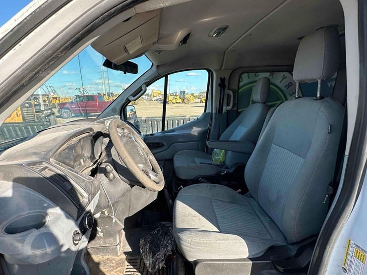 2016-ford-transit-image-9