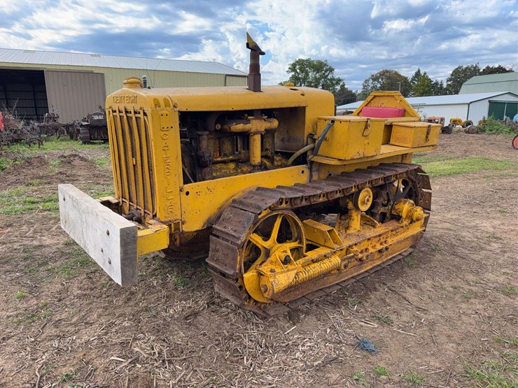 caterpillar-twenty-eight-image-7