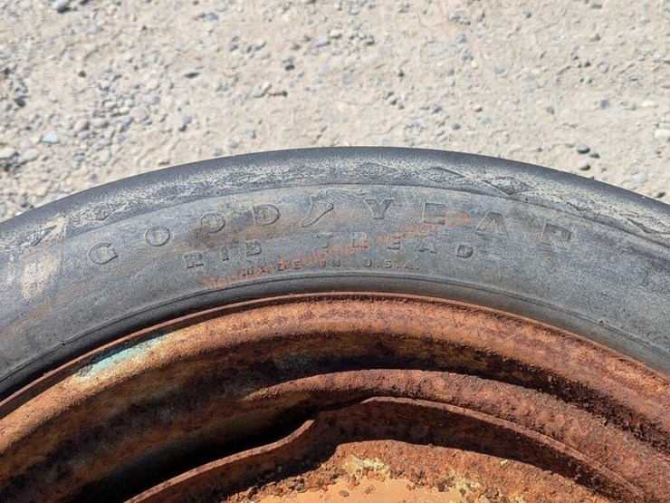 3-7.50-x-24-goodyear-implement-tires-image-2