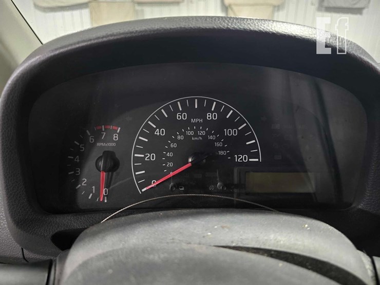 2014-nissan-nv200-image-12
