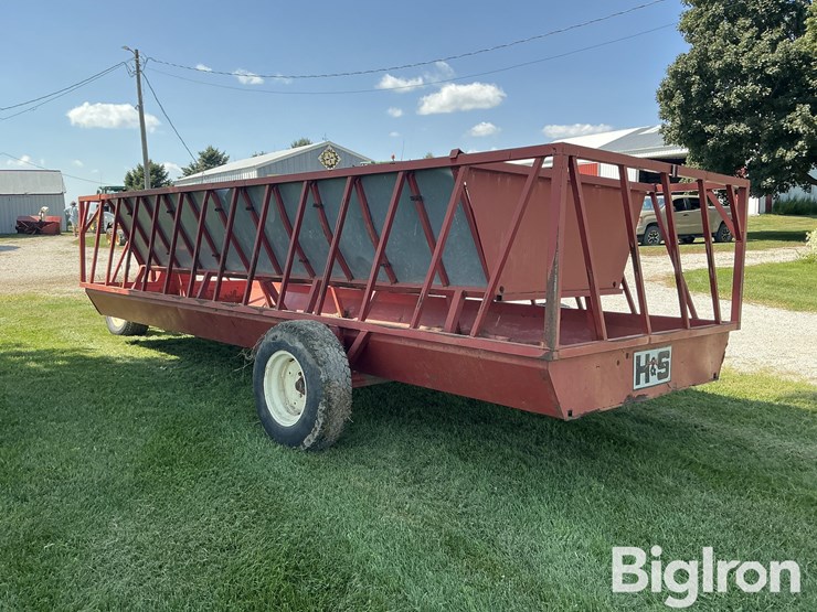 h-&-s-fws2a-hay-feeder-wagon-image-7