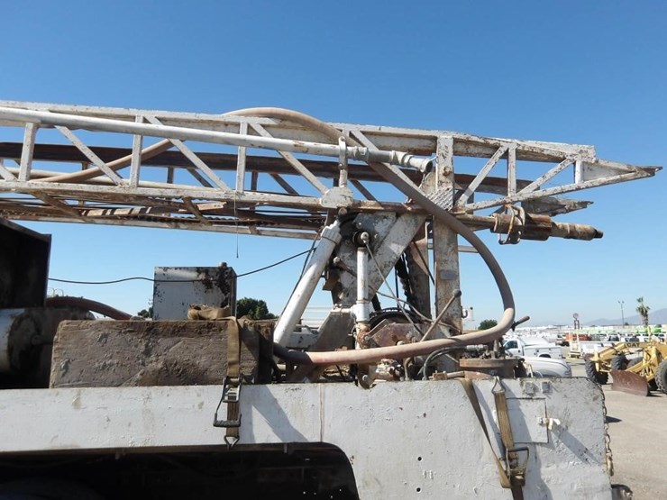 2007-sterling-l7500-drilling-rig-truck-image-16