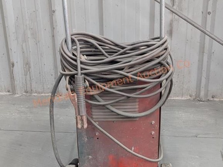 tri-star-230-ac/dc-welder-image-4